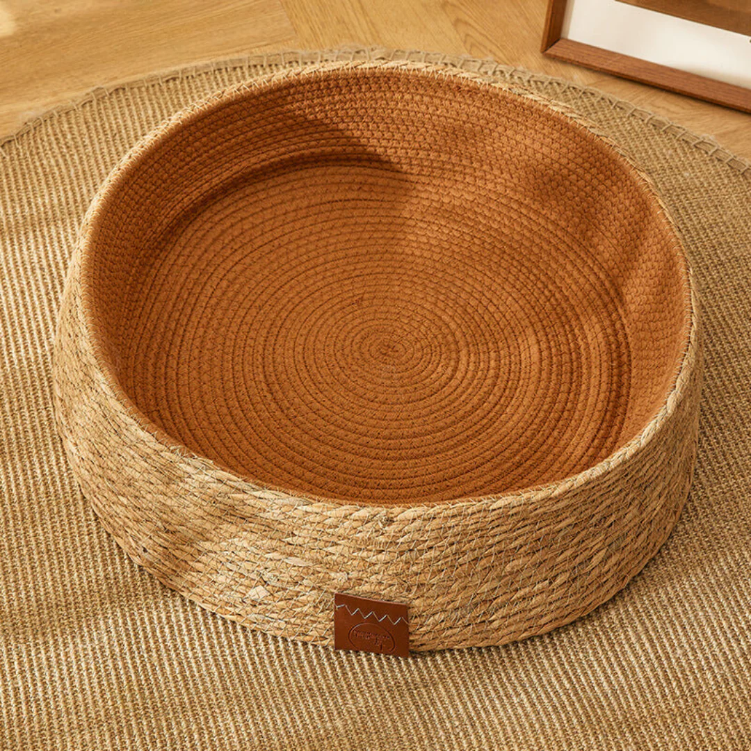 Hand-woven rattan cat scratching bed - Image 4