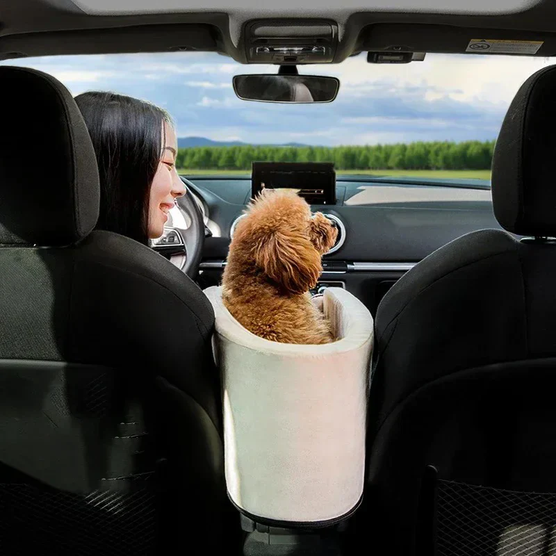 Portable Travel Box for Small Dogs – "DogHaven" - Image 2